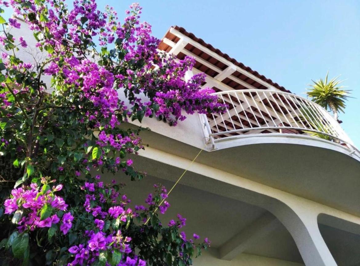 Trogir Ciovo Big Seaview Apartment Near The Sea Exterior photo